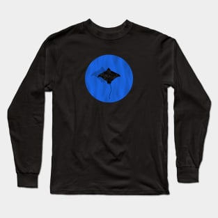 Stingray fish in blue circular design Long Sleeve T-Shirt